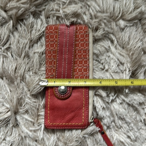 Fossil purse and matching wallet, in good used condition. - Picture 8 of 8